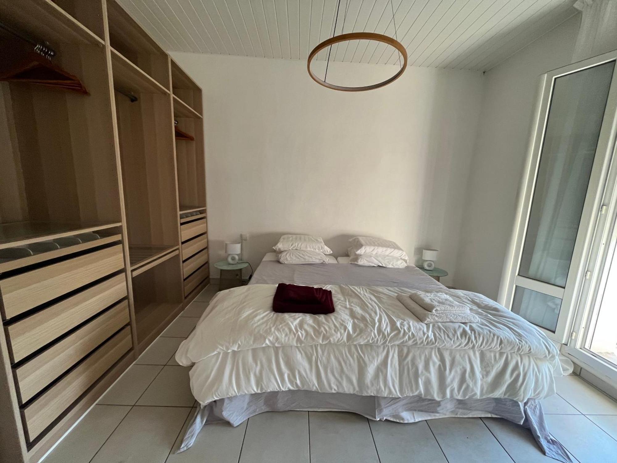 Les Arenes Daire Béziers Dış mekan fotoğraf